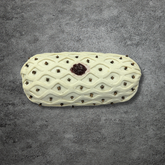B27. Beef Wellington (Frozen) with Red Wine Sauce -1kg (Ready to Roast)